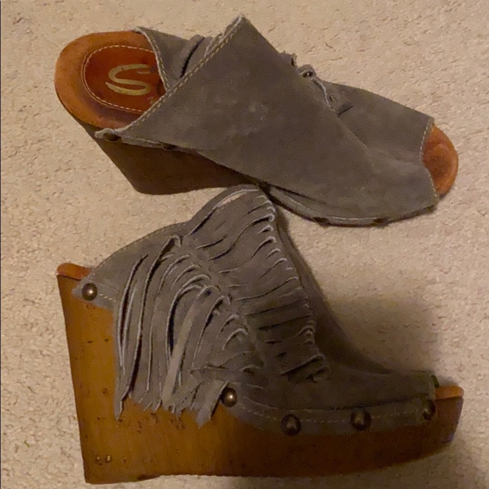 Suede - Picture 2 of 2